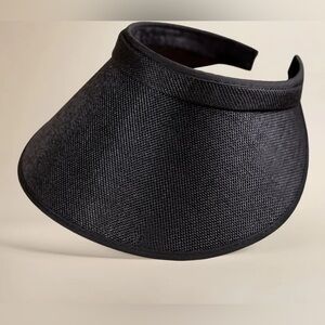 NWOT De La Heart Elegant Black Visor